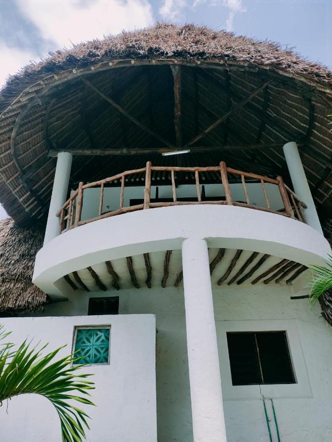 Miwa Holiday Resort Diani Beach Eksteriør bilde